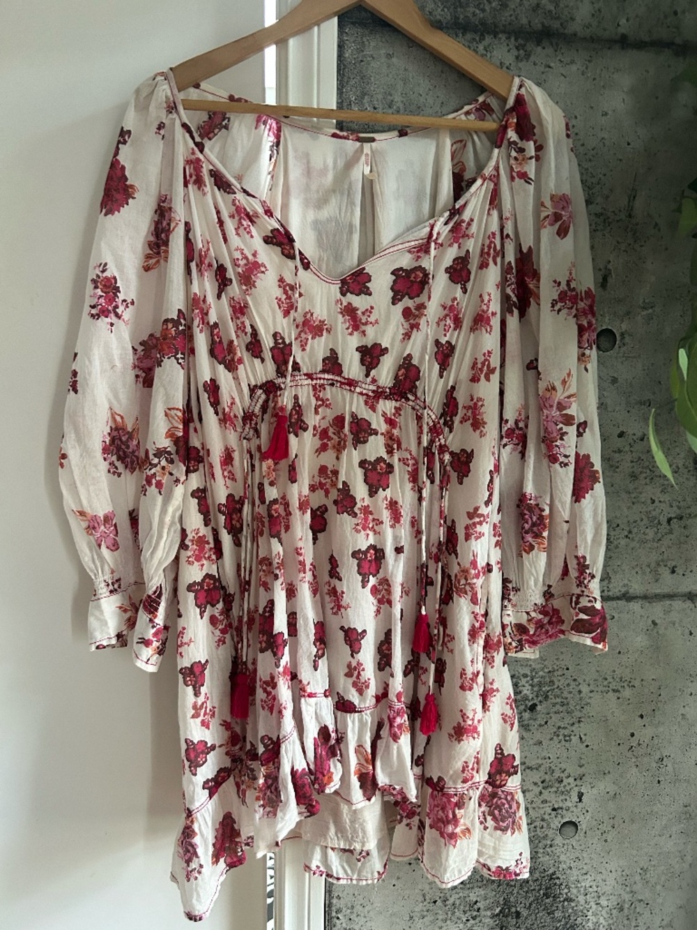 FREE PEOPLE M-L. SAVE $100